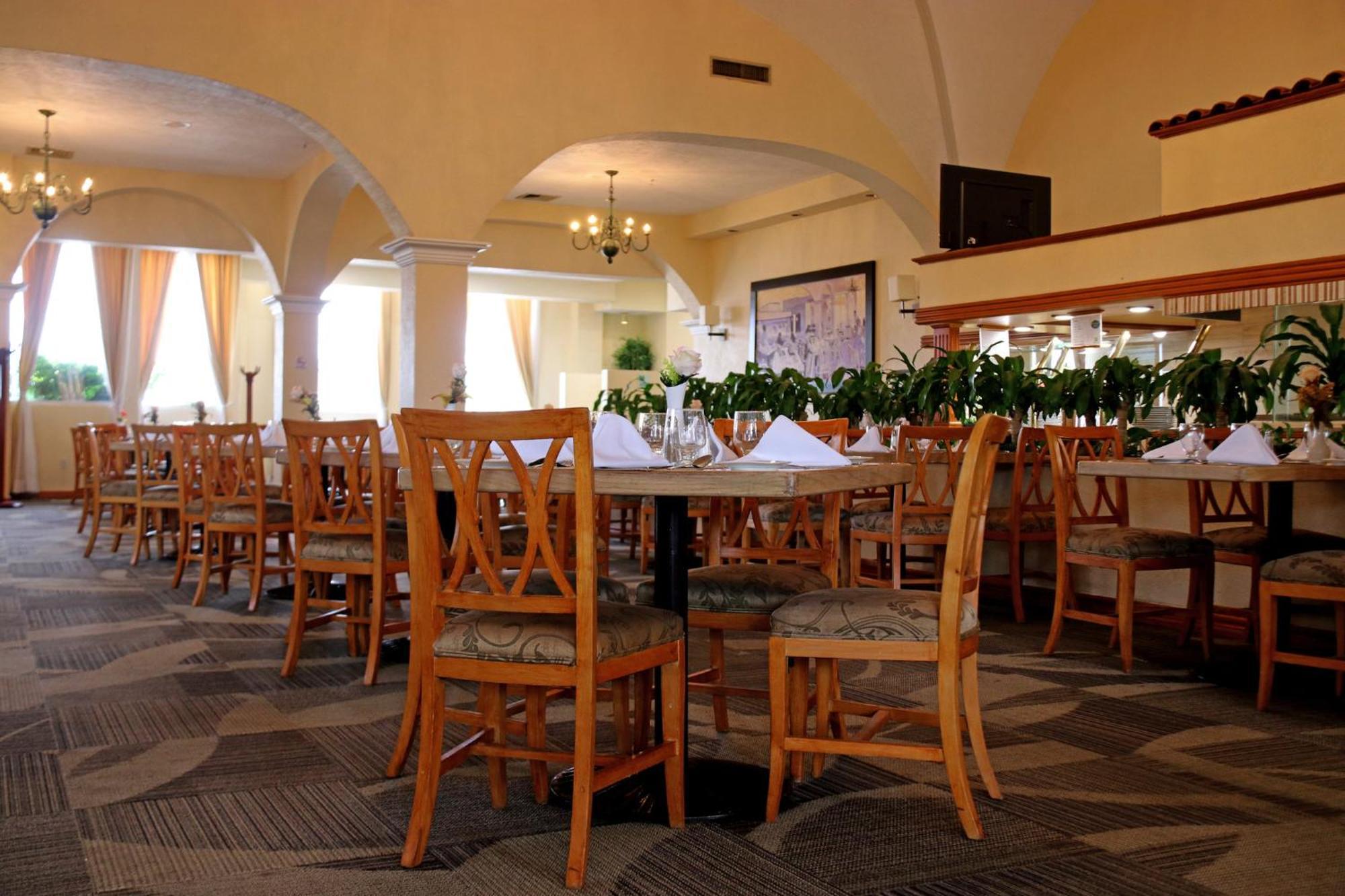 Holiday Inn La Piedad By Ihg Exterior photo