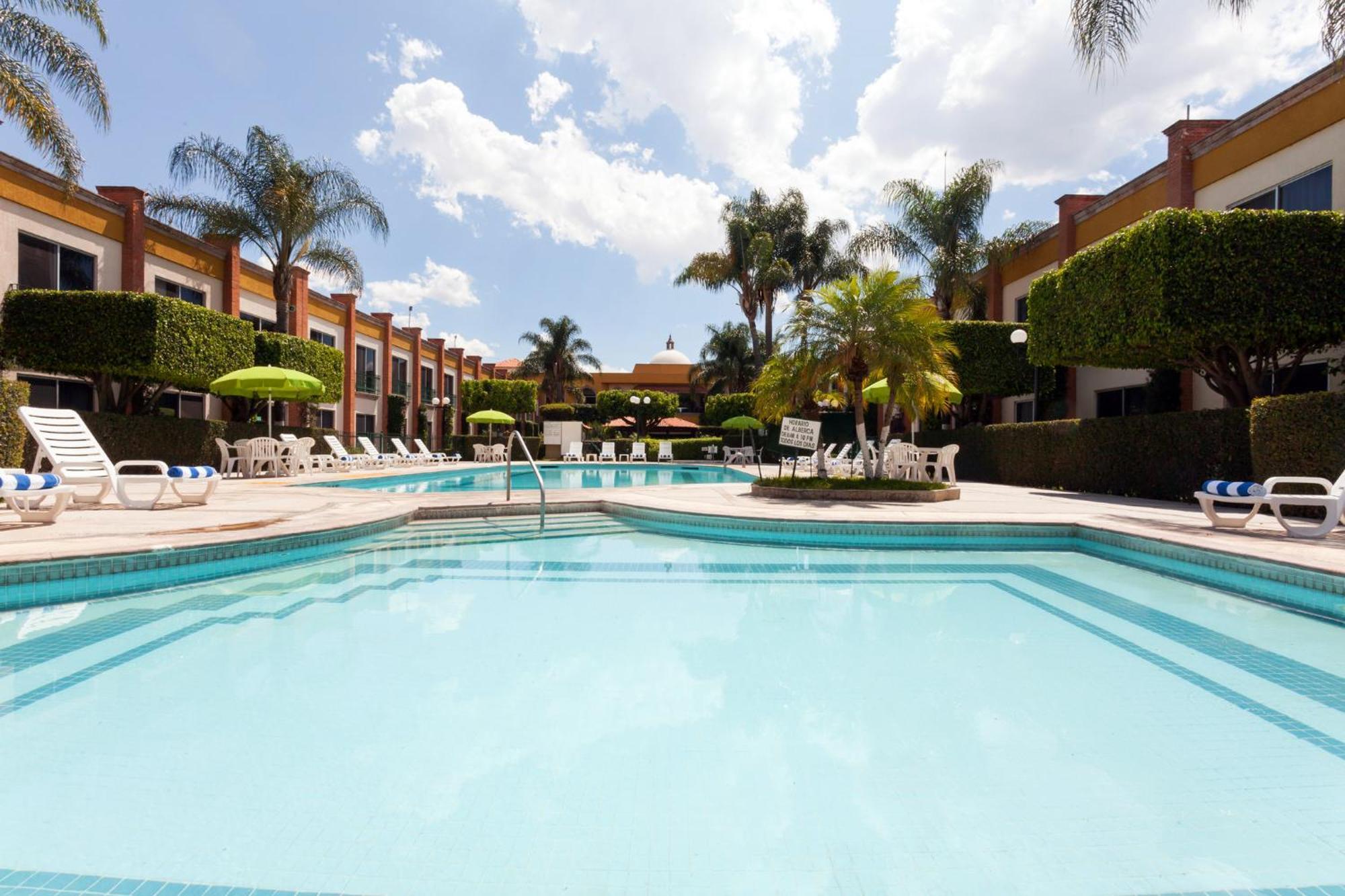 Holiday Inn La Piedad By Ihg Exterior photo