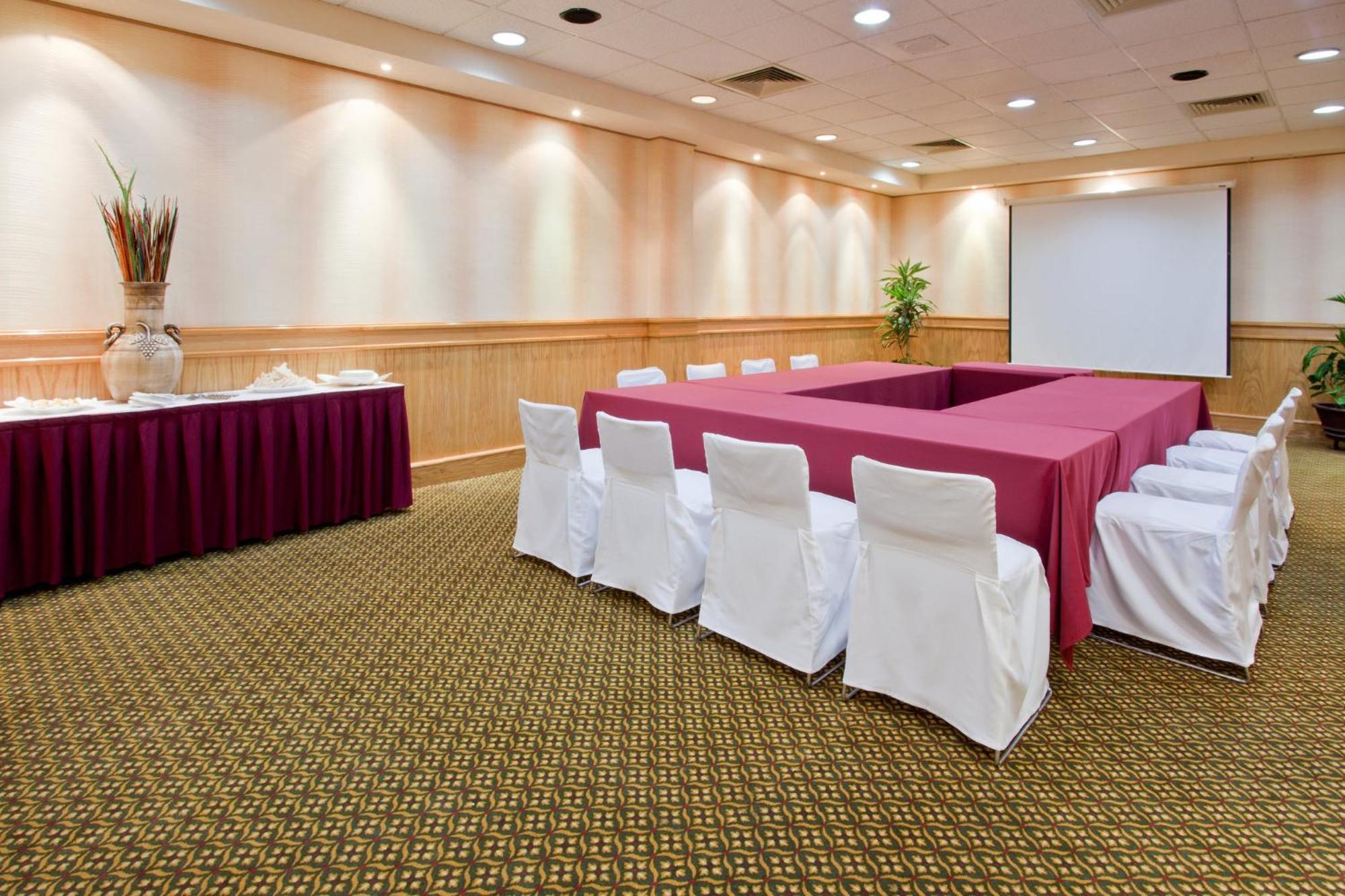 Holiday Inn La Piedad By Ihg Exterior photo